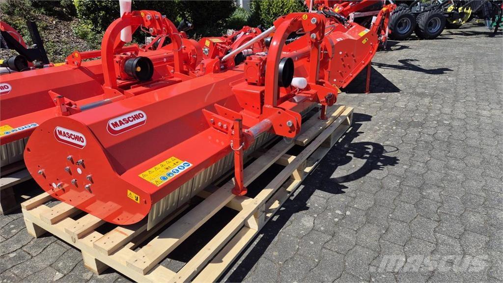 Maschio Brava 230 목장 제초기 및 토퍼