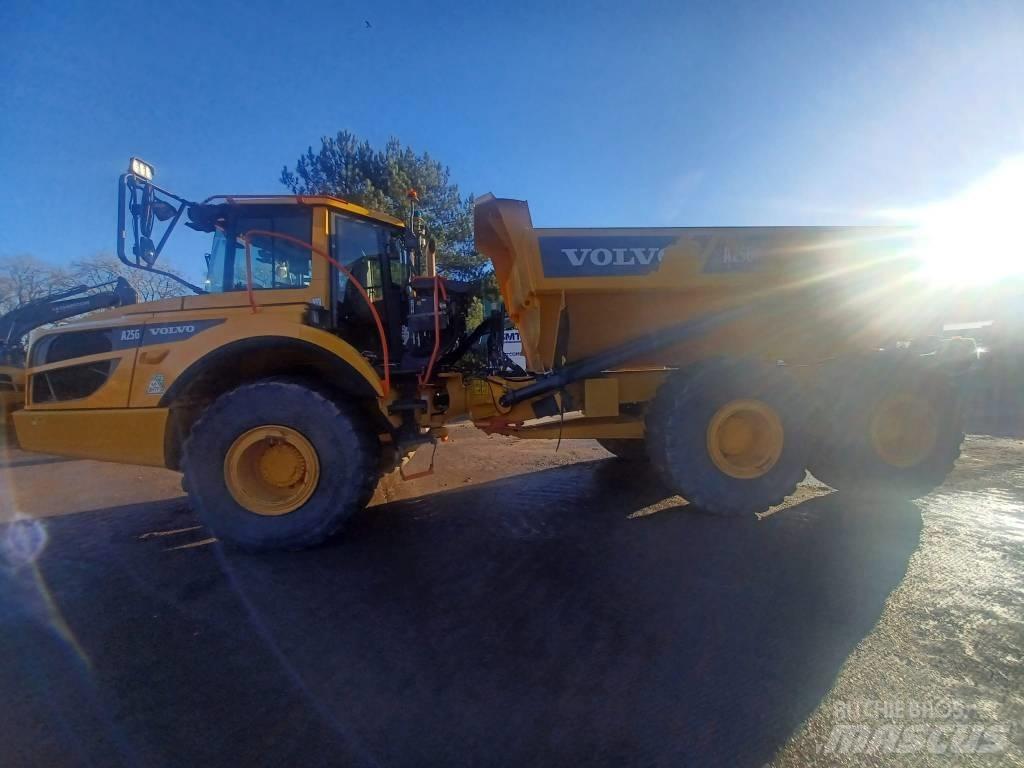 Volvo A 25 G 연결식 홀러