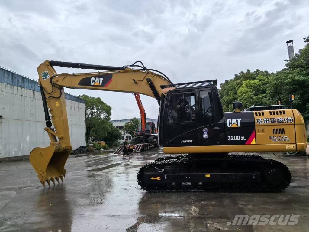 CAT 320D 대형 굴삭기 29톤 이상