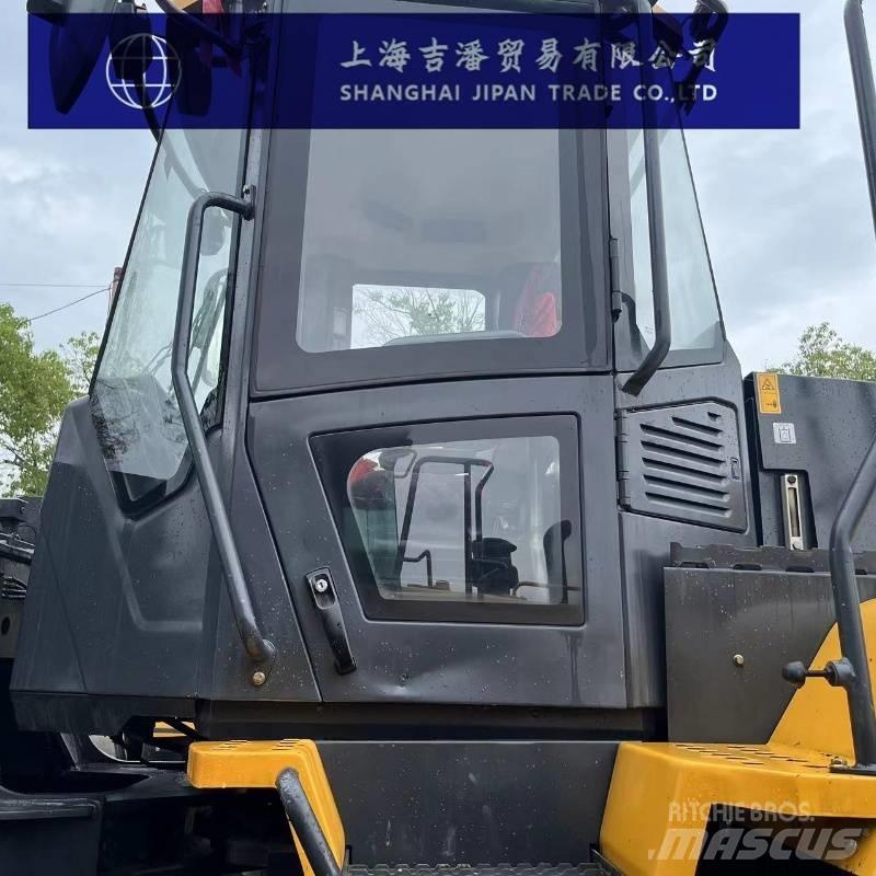 LiuGong CLG 870 H  휠로우더