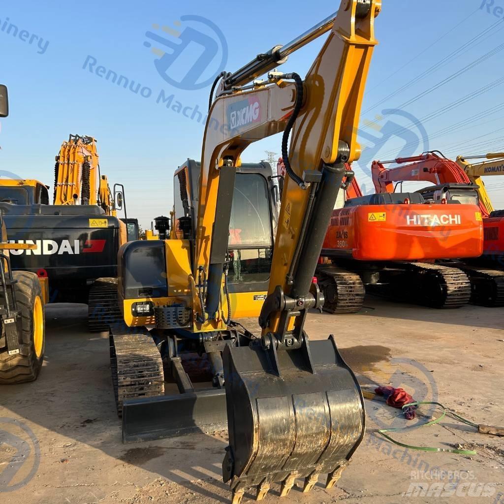 XCMG XE 60 DA 소형 굴삭기 7톤 미만