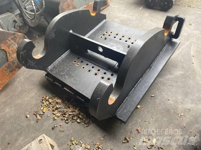 CAT CW70 kopplaat 집게