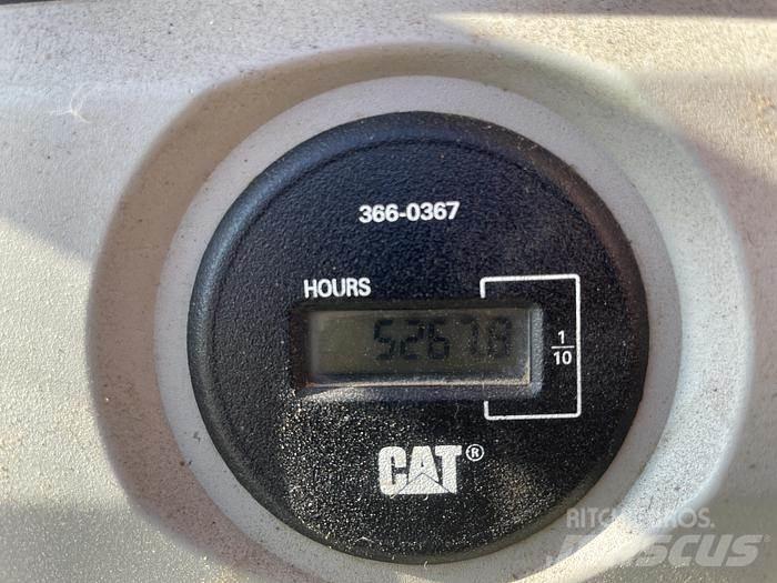 CAT 320FL 대형 굴삭기 29톤 이상