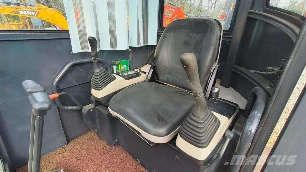 Komatsu PC 35 MR 소형 굴삭기 7톤 미만