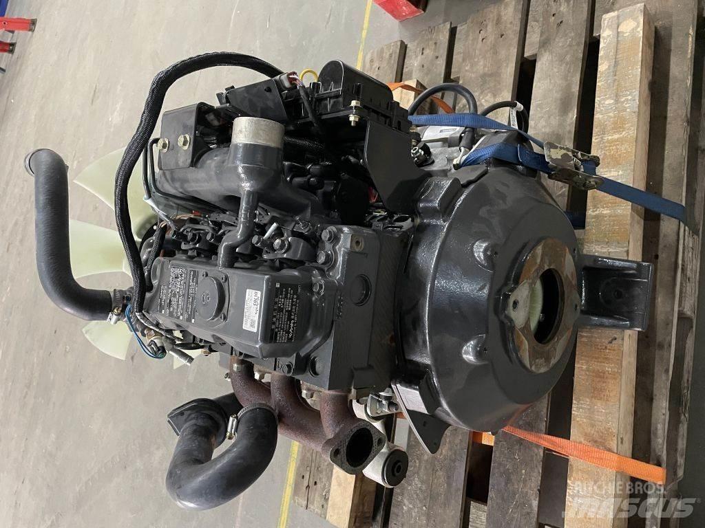Kubota D1703 엔진