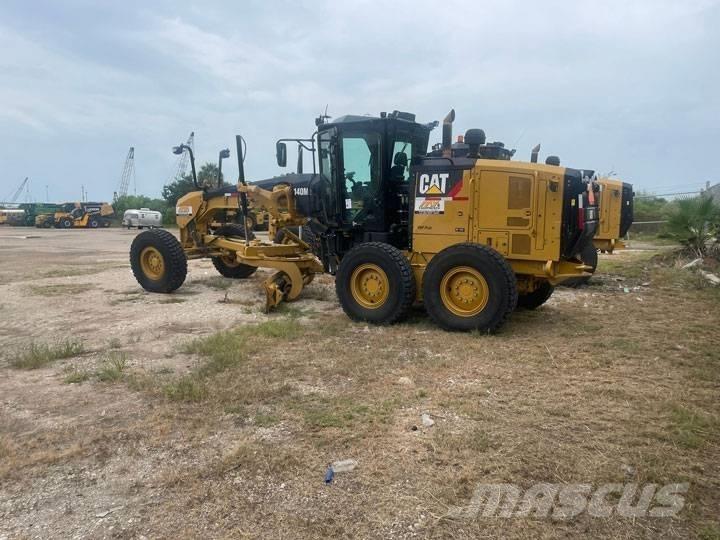 CAT 140 M 2 그레이더