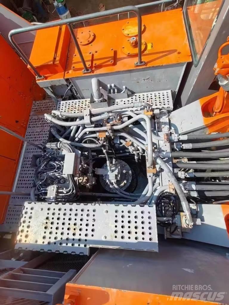 Hitachi EX 1200 대형 굴삭기 29톤 이상