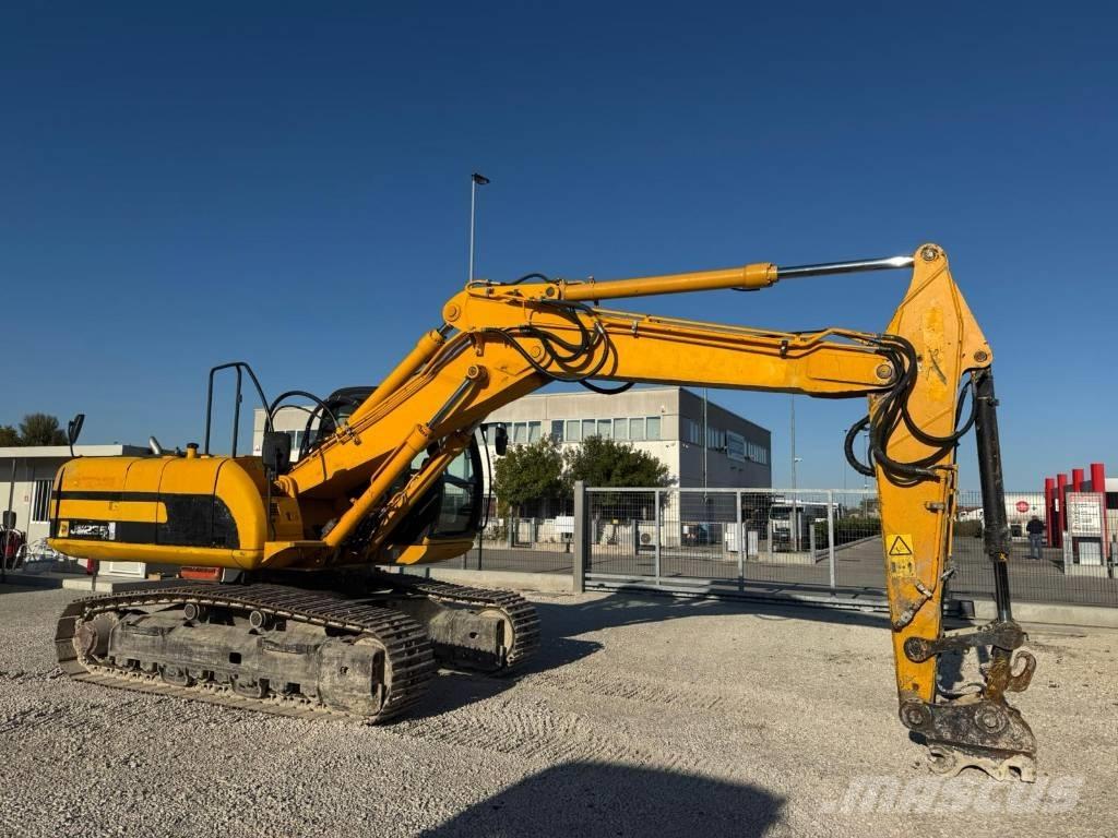 JCB JS 235 대형 굴삭기 29톤 이상