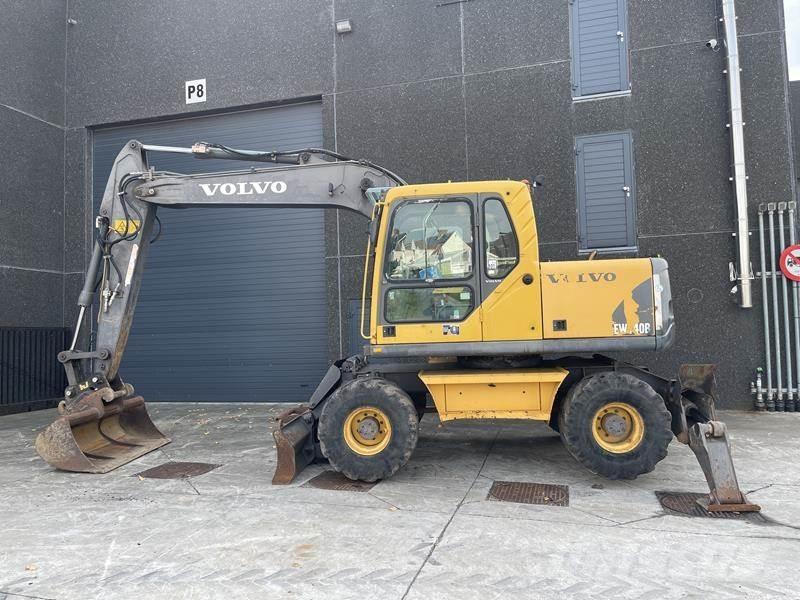 Volvo EW 140 B  휠 굴삭기