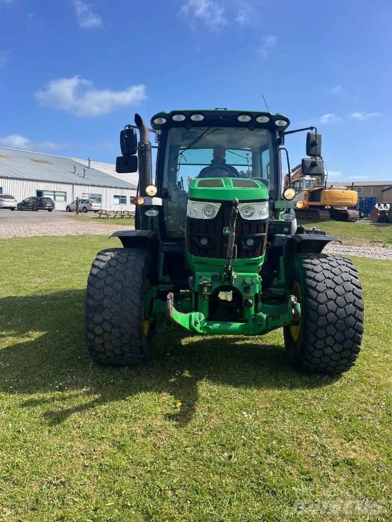 John Deere 6105 R 트랙터