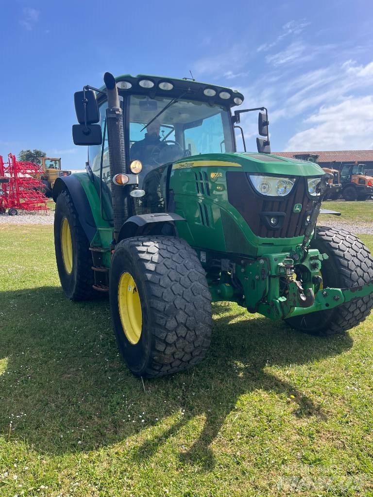 John Deere 6105 R 트랙터