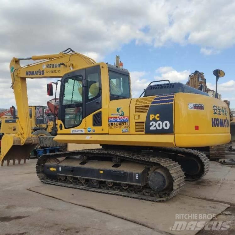 Komatsu pc220-8 대형 굴삭기 29톤 이상