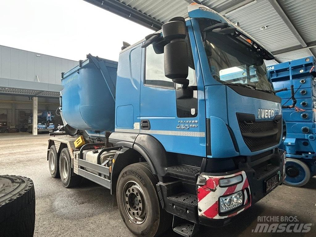 Iveco Trakker 450 스킵 로더 트럭