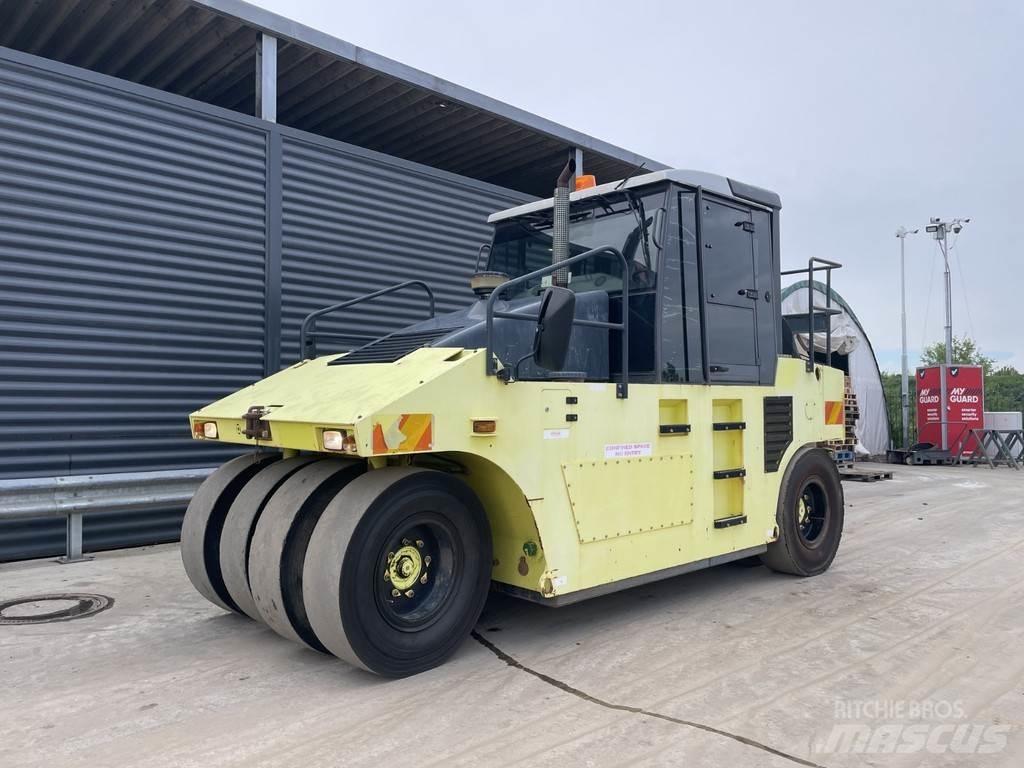 Ammann AP 240 공기 타이어 롤러