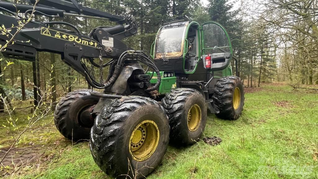 John Deere 1470 E 원목 하베스터