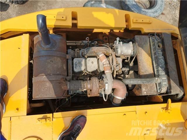 Hyundai R130WD  휠 굴삭기