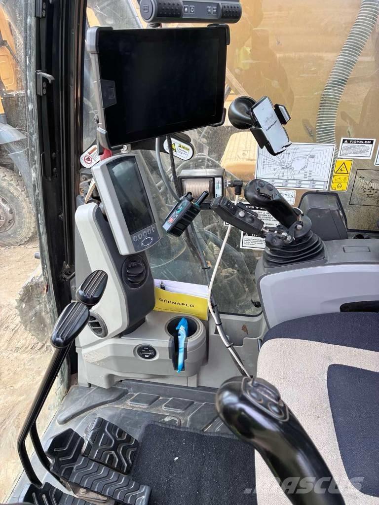 CAT 326 F 대형 굴삭기 29톤 이상