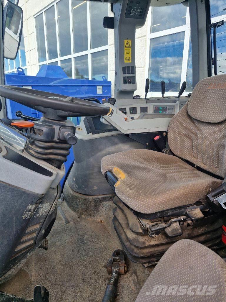 CLAAS Arion 640 트랙터