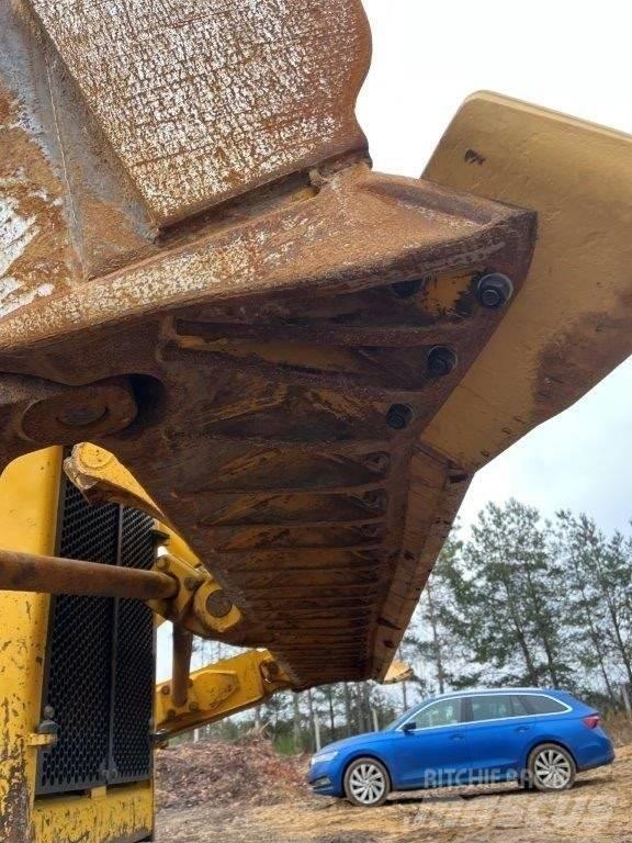 Komatsu D85EX-18 크롤러 도저