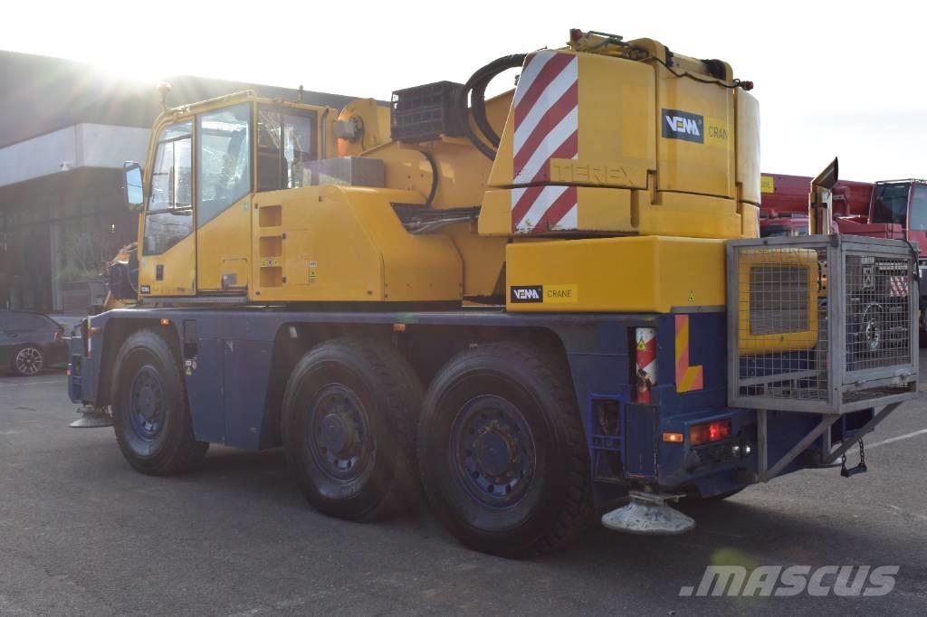Demag AC 40 City A/T 크레인