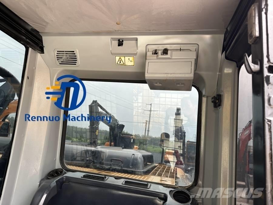 CAT 320 D 대형 굴삭기 29톤 이상