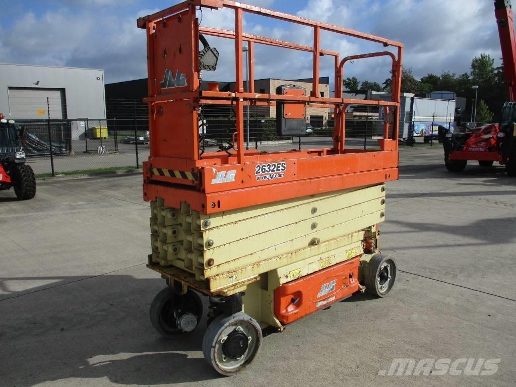 JLG 2632 ES  (081) 가위형 리프트