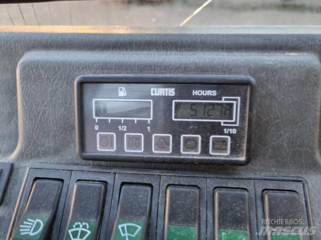 HTF Diesel Truck 다목적 장비