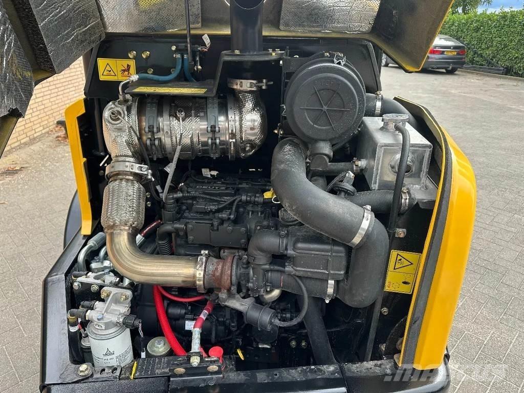 Gehl AL550  휠로우더