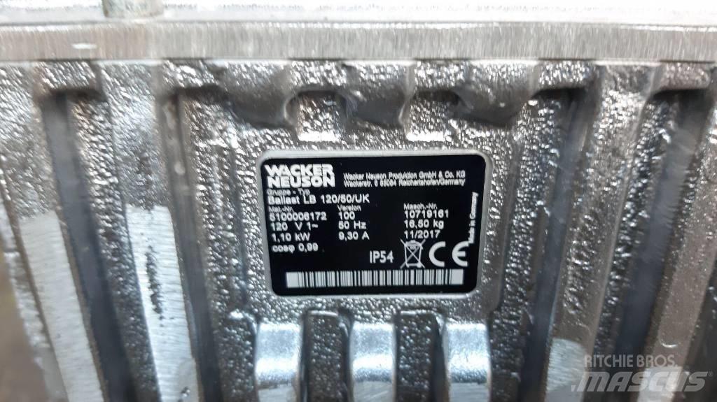 Wacker Neuson 110 V 건설 장비 - 기타