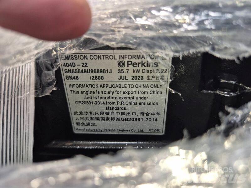 Perkins 404D-22 엔진
