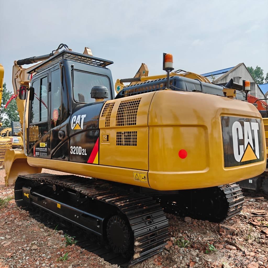CAT 320D2L 대형 굴삭기 29톤 이상