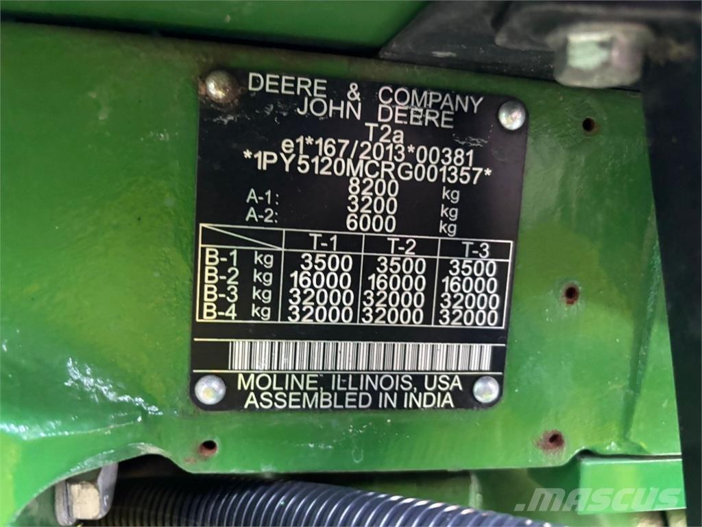 John Deere 5120M 트랙터