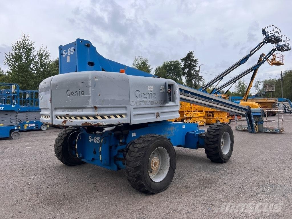 Genie S 85 관절형 전동이동 리프트