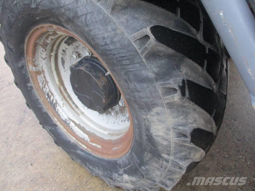 JLG 4017 (556) 텔러 핸들러