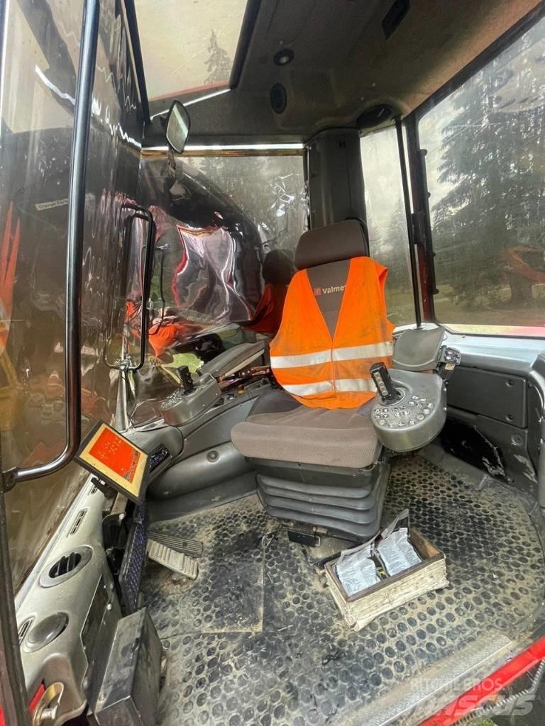 Valmet 941 원목 하베스터