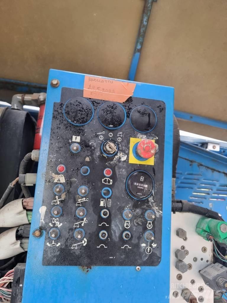 Genie S 85 4WD 견인식 전동이동 리프트