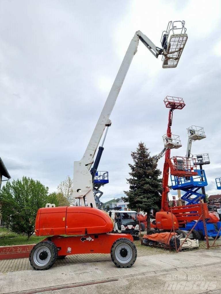 JLG 860 SJ 견인식 전동이동 리프트