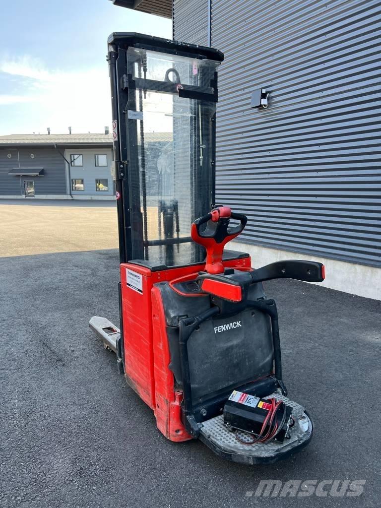 Linde L16AP 보행식 리치 지게차