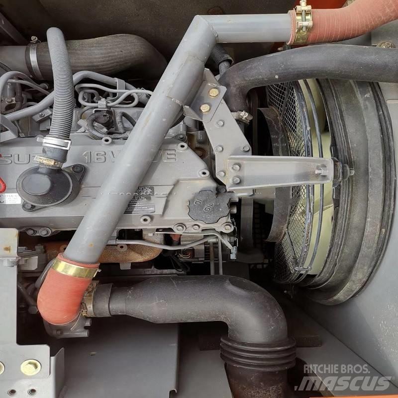 Hitachi zx200 대형 굴삭기 29톤 이상
