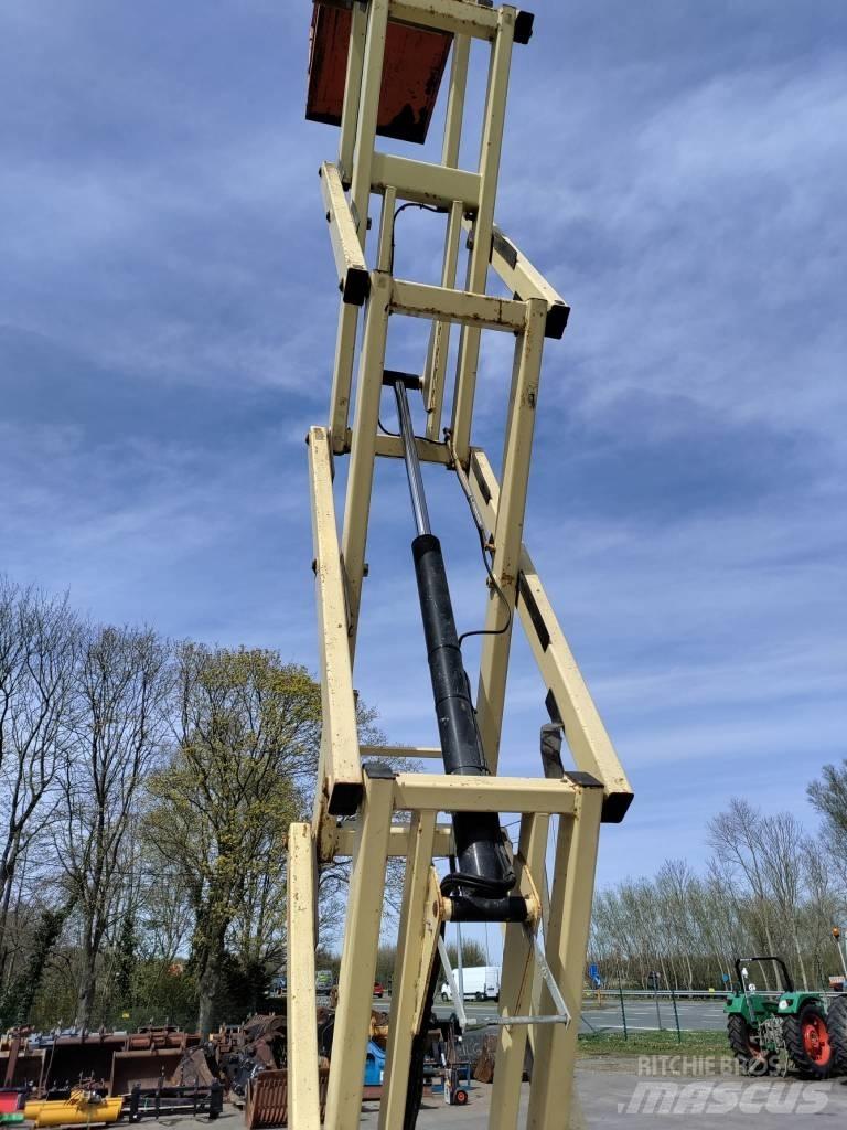 JLG 2646 E 3 가위형 리프트