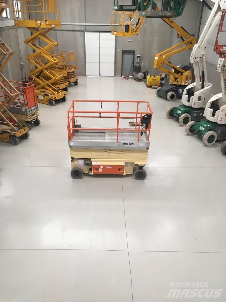 JLG 2646 ES 가위형 리프트