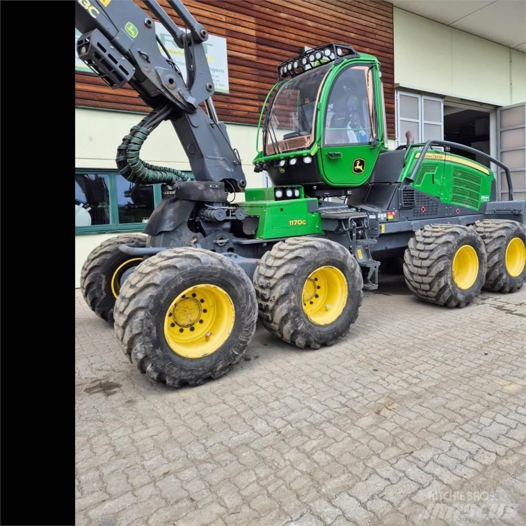 John Deere 1170 G 원목 하베스터