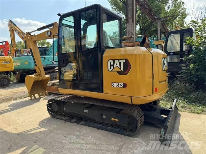 CAT 306 E2 소형 굴삭기 7톤 미만