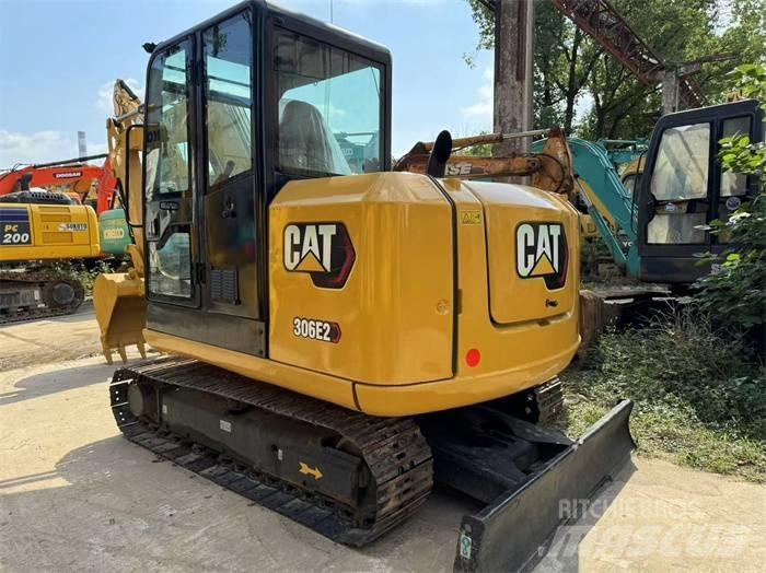 CAT 306 E2 소형 굴삭기 7톤 미만