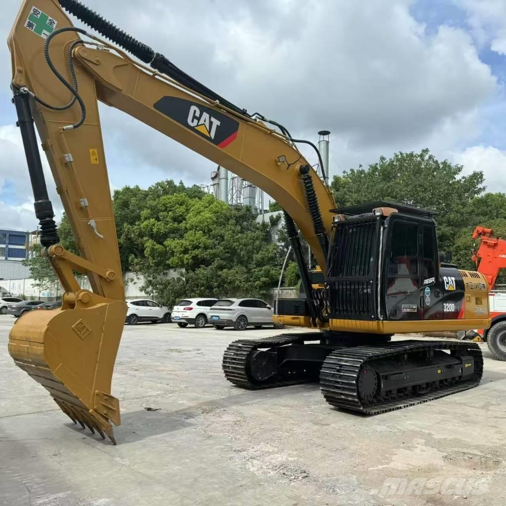 CAT 320D2 대형 굴삭기 29톤 이상