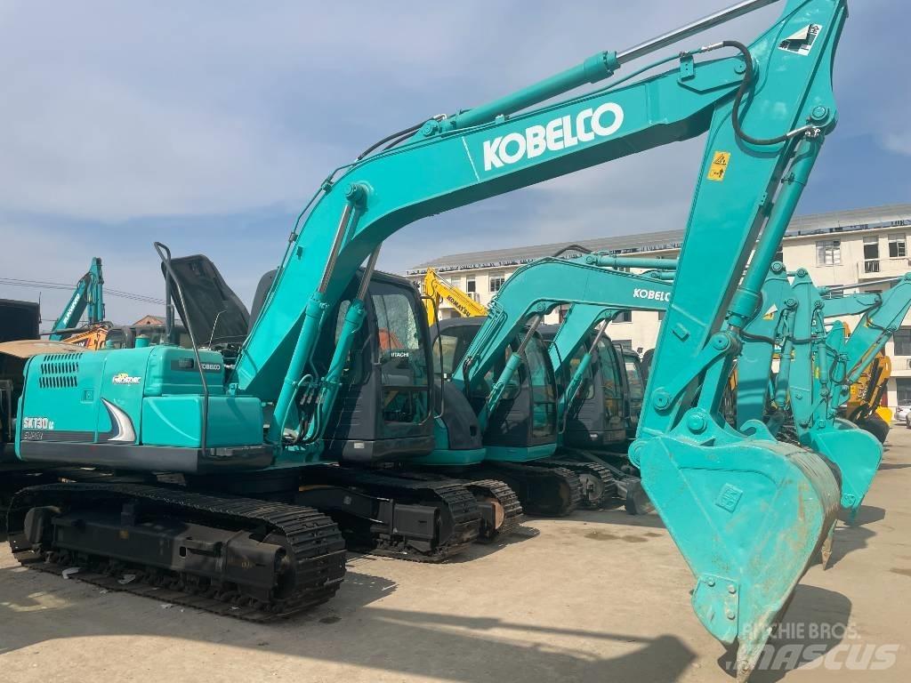 Kobelco SK 130 대형 굴삭기 29톤 이상