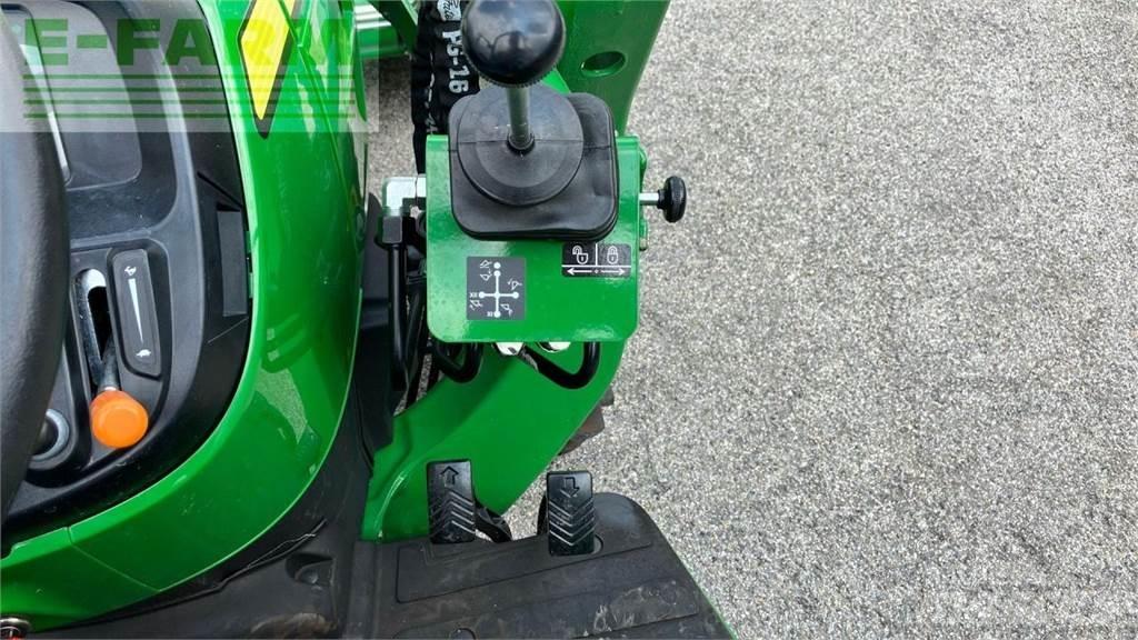 John Deere 3025E 트랙터