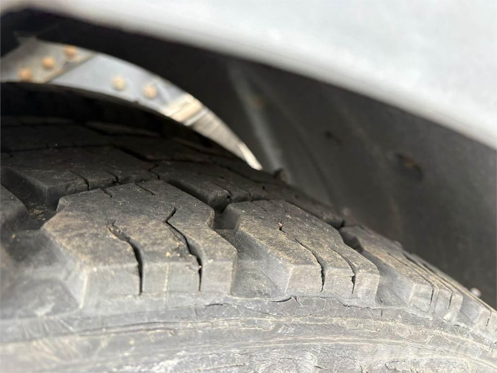 Scania R 12 L 새시 운전실 트럭