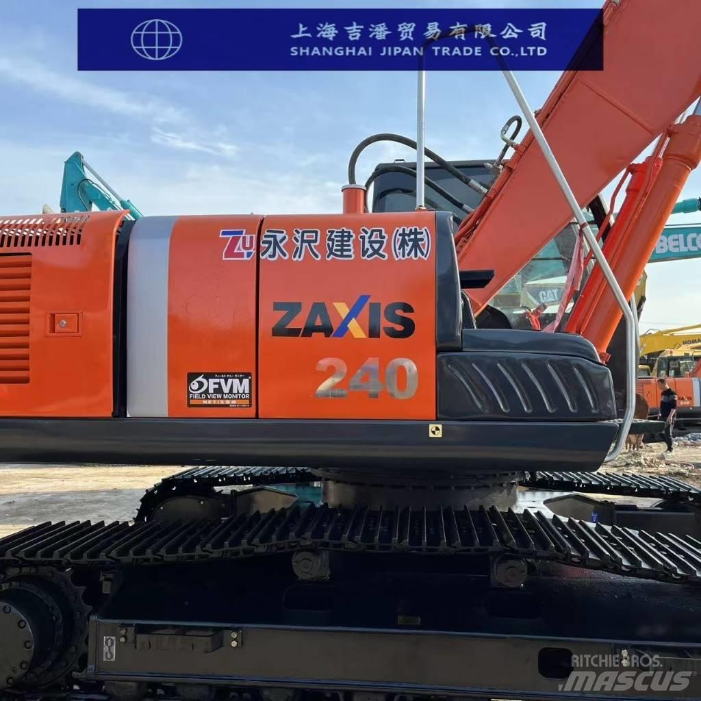 Hitachi ZX 240 대형 굴삭기 29톤 이상