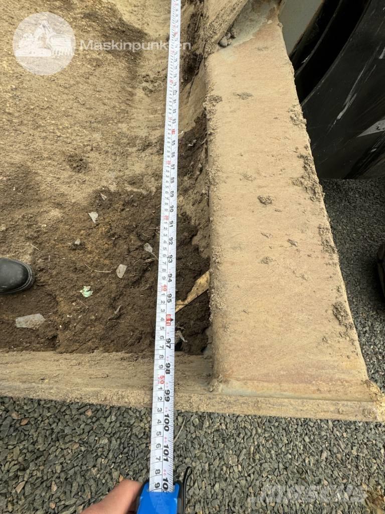 Ljungby 1322  휠로우더